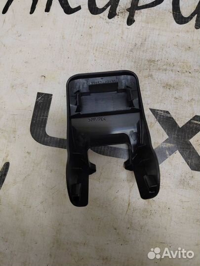 Накладка на полозья сидений 7215748130 Lexus RX450