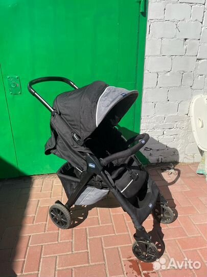 Прогулочная коляска Chicco