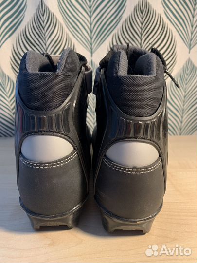 Лыжные ботинки 39 размер