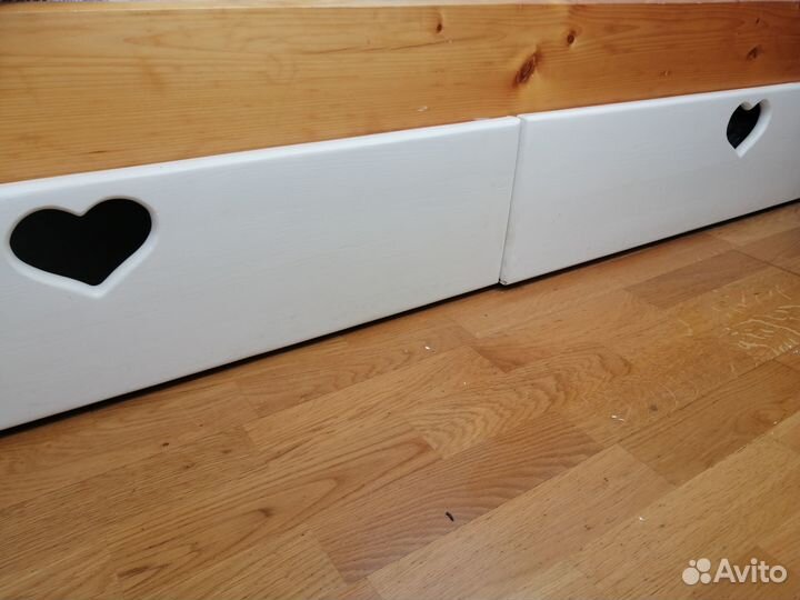 Деревянный ящик для хранения на колесах