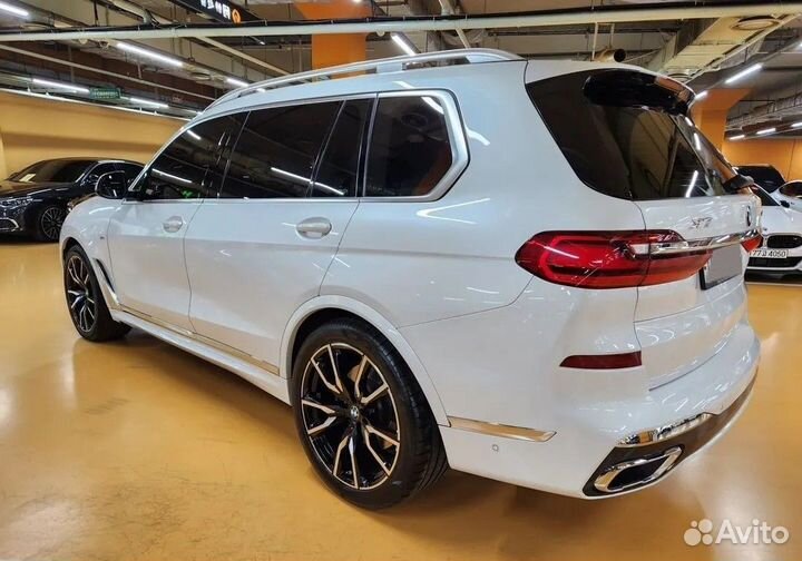 BMW X7 3.0 AT, 2021, 15 000 км