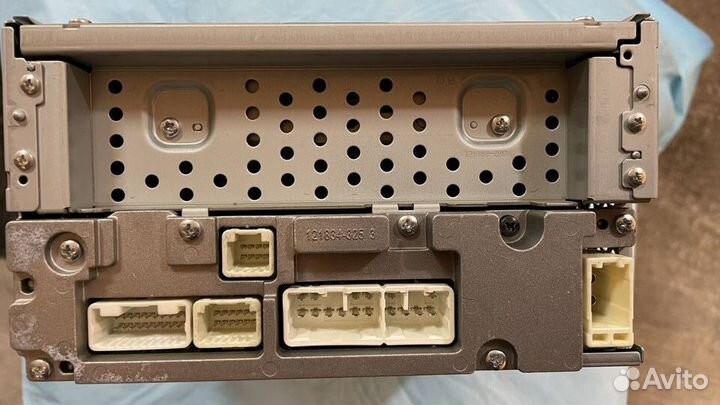 Штатное головное устройства Ленд Крузер Прадо