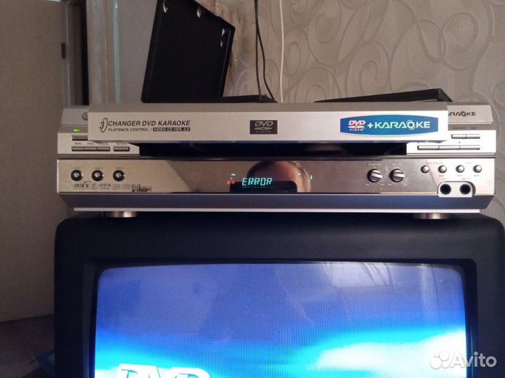 Dvd плеер с караоке LG dks-5000