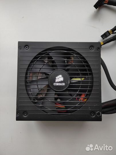 Блок питания corsairtx750M
