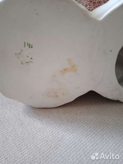 Фигурка фарфор заяц