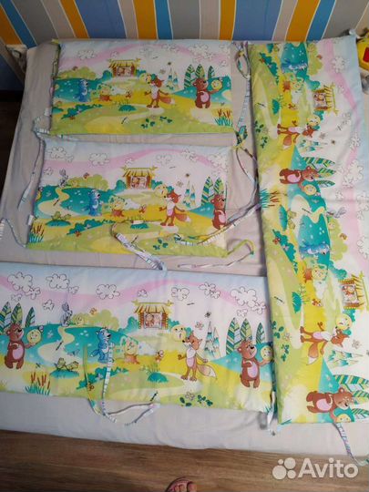 Бортики в детскую кроватку