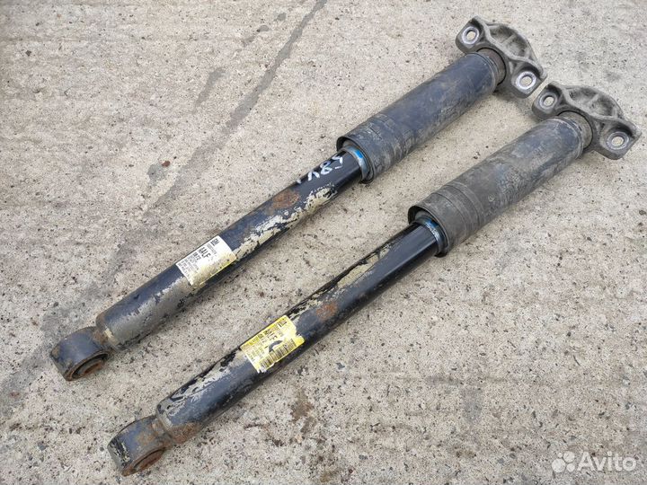 Амортизаторы задние Zafira C Chevrolet Orlando