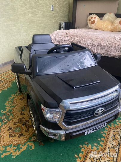 Детский электромобиль