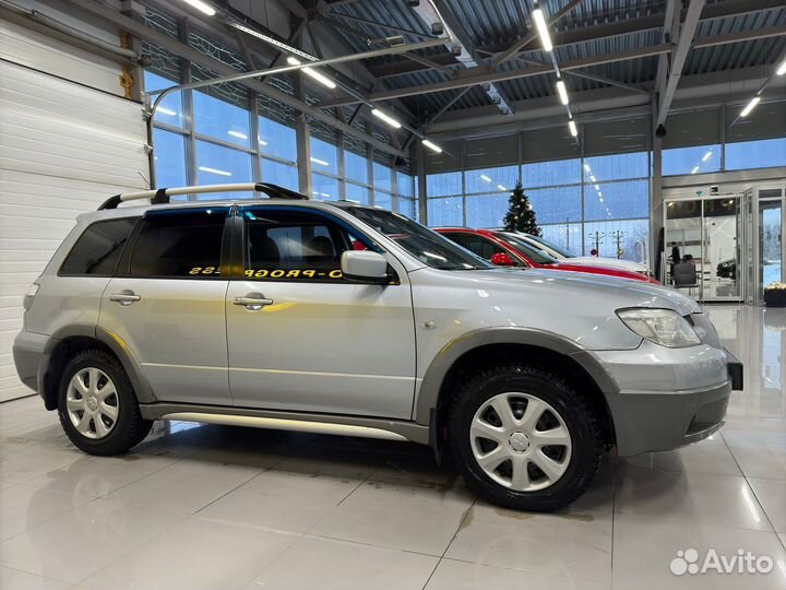 Mitsubishi Outlander 2.4 AT, 2005, 297 000 км