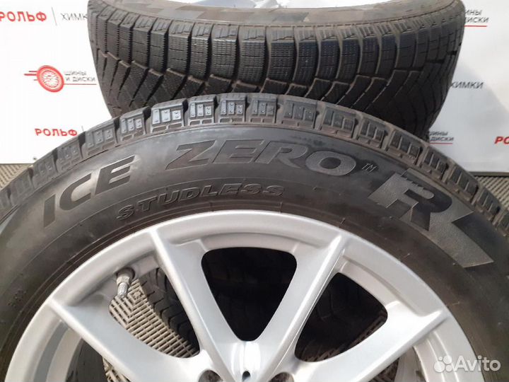 R17 Pirelli ICE zero FR 225/55 PCD 5x112 DIA 66.6