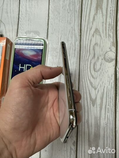iPhone X, 256 ГБ