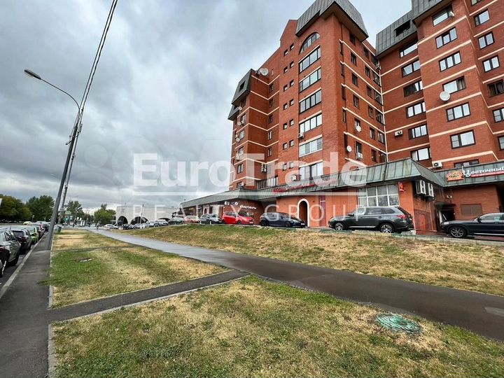 Сдам торговое помещение, 170 м²