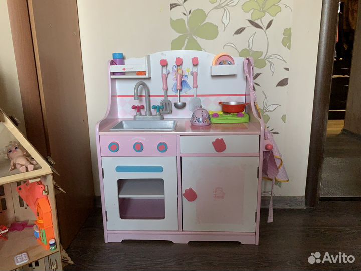 Детская деревянная кухня