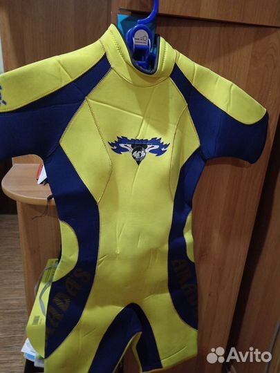 Сухой гидрокостюм женский