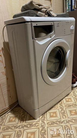 Стиральная машина indesit на запчасти