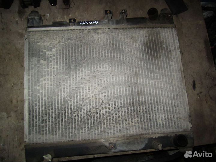 Радиатор toyota yaris verso 2003 1.4nd MT