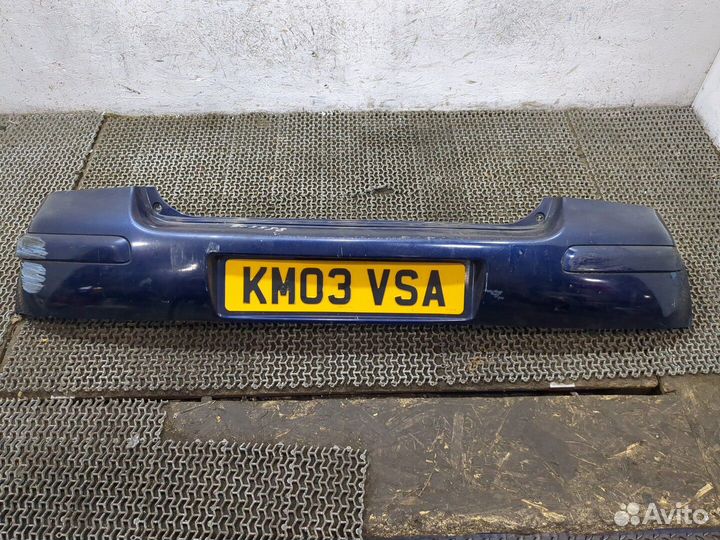 Бампер Toyota Yaris, 2003