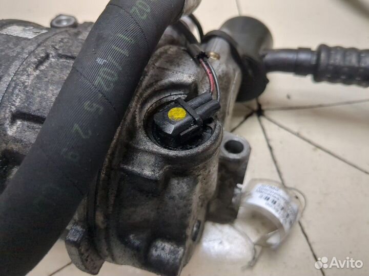 Компрессор кондиционера Mercedes C W203, 2002