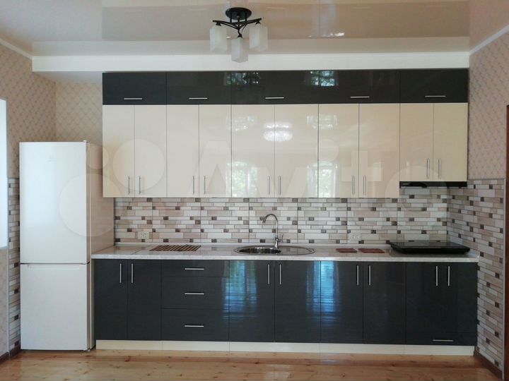 Комната 75 м² в 2-к., 2/2 эт.