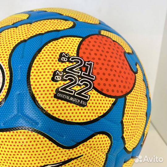 Футбольный мяч