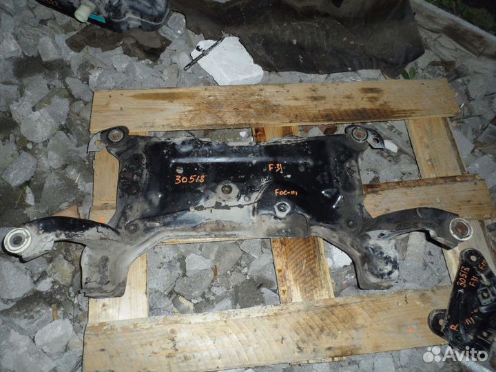 Балка подмоторная Ford Focus