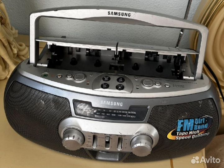 Двухкассетная магнитола Samsung