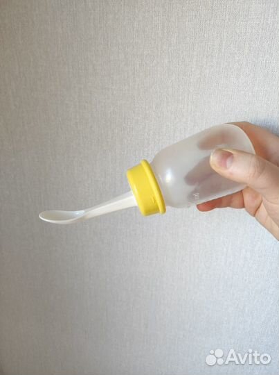 Pigeon бутылочка 120мл с ложкой для кормления