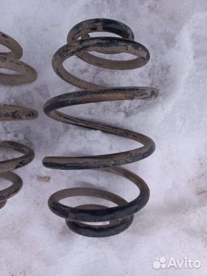 Пружина задняя Daewoo Nexia / Chevrolet Lanos