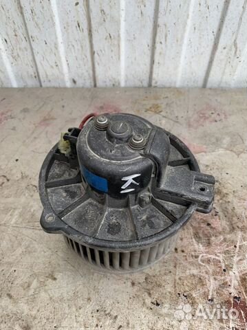 Моторчик печки Митцубиси Каризма