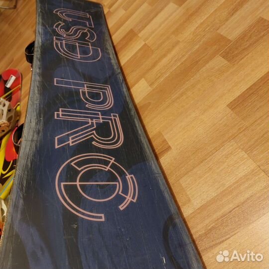 Сноуборд с креплениями 139