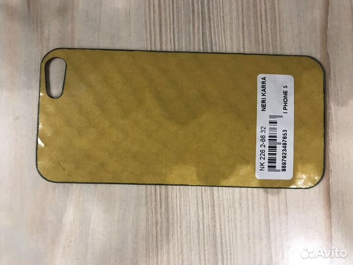 Чехол-наклейка (накладка) Neri Karra на IPhone5
