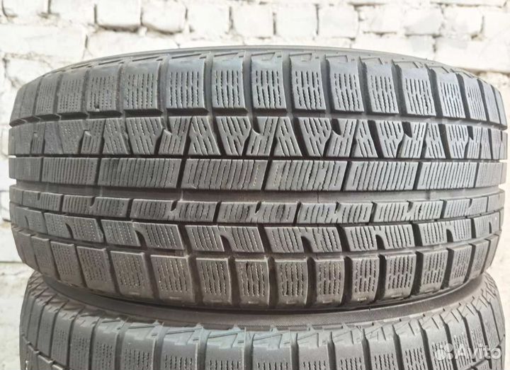 Yokohama Ice Guard IG50+ 215/50 R17 99W