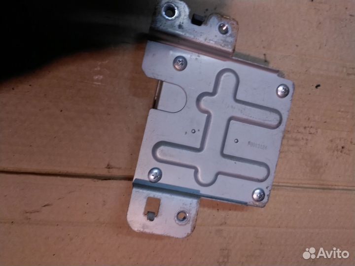 Блок управления камерой infiniti G35 V36