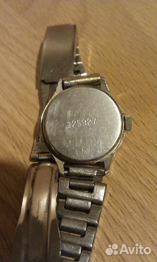Часы женские наручные механические 