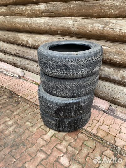 Continental Conti4x4IceContact 255/55 R19