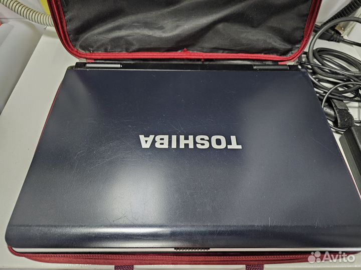 Ноутбук Toshiba Satellite L40-14F