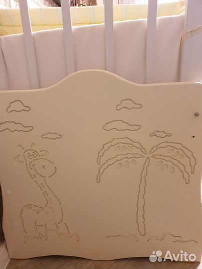 Детская кроватка