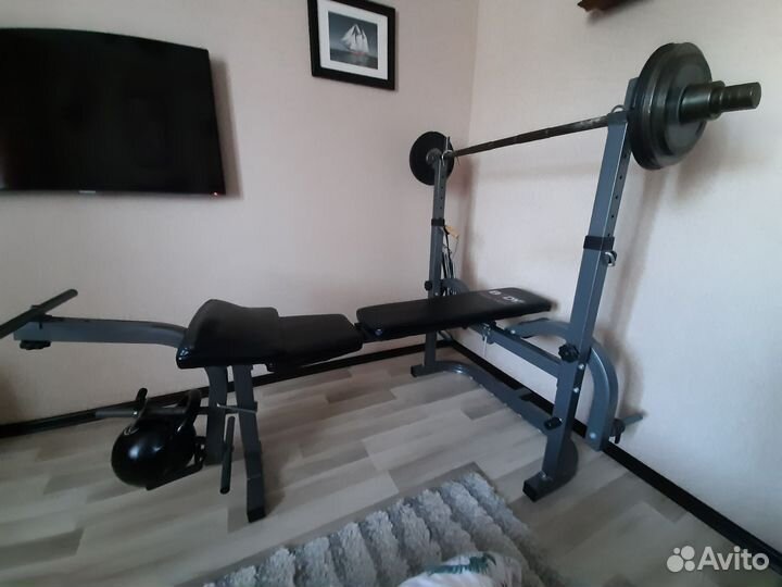 Скамья для жима и штанга