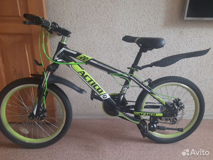 Actico фирменный подростковый горник 20 колёса