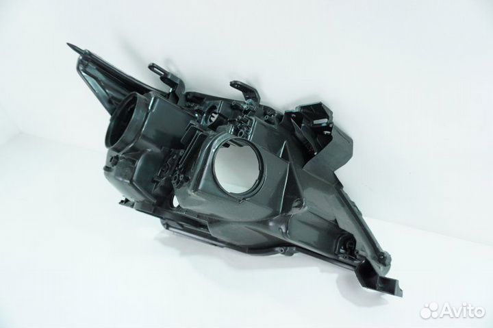 Корпус фары правый Lexus Lx 3 2012-2015