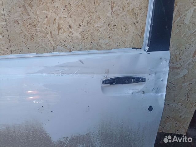 Дверь Renault dacia