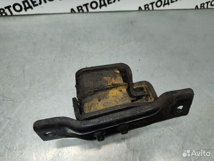 Подушка двс Subaru Legacy BG 1994 г.в