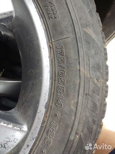 Bridgestone Blizzak VRX 175/65 R14