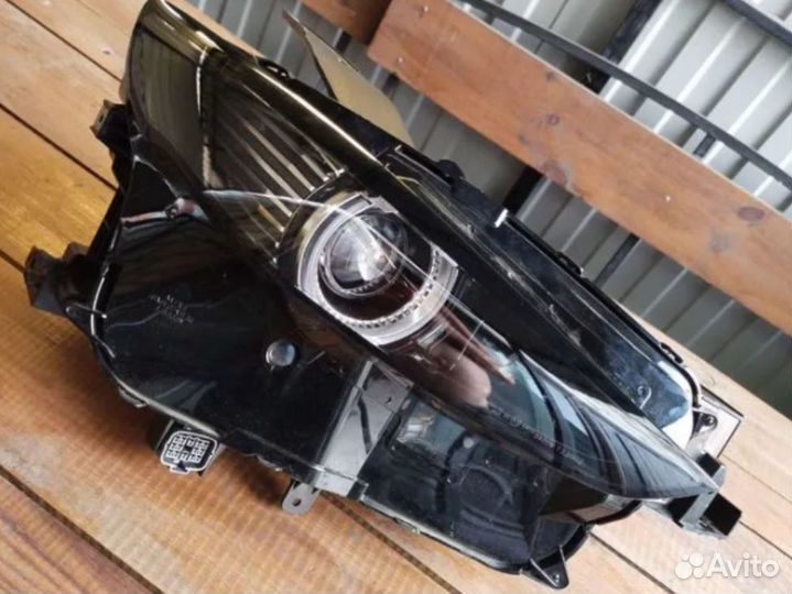 Фара перед Mazda CX-30. Комплект 2 шт. Лев/прав