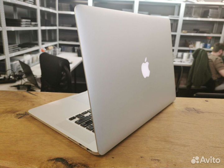 Apple MacBook Pro Core i7