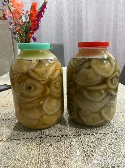 Грибы грузди соленые