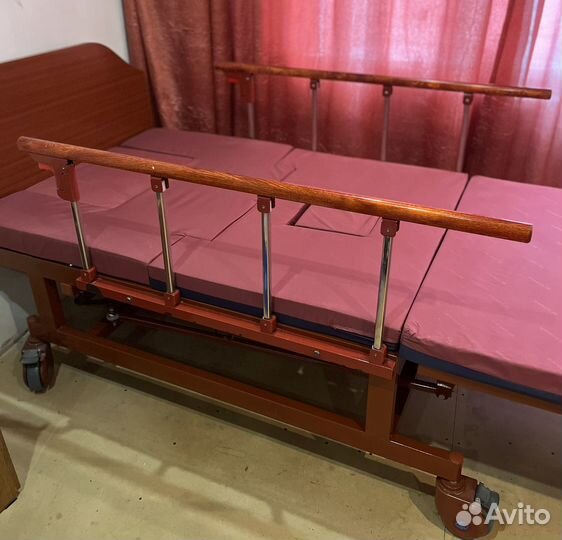 Медицинская кровать-трансформер