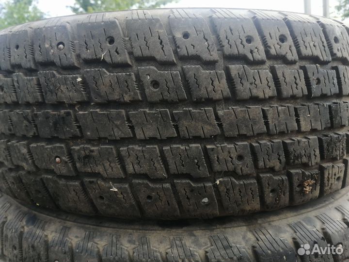 Cooper Weather-Master S/T 2 185/65 R15