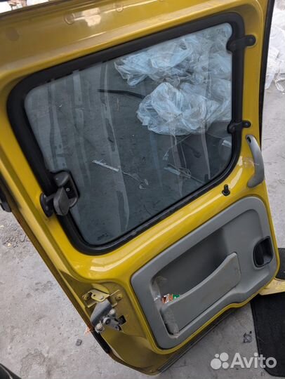 Дверь Renault Kangoo KC0P, KC0S, KC0L K4M 750; K4M 752; K4M 753 Прав. Задн