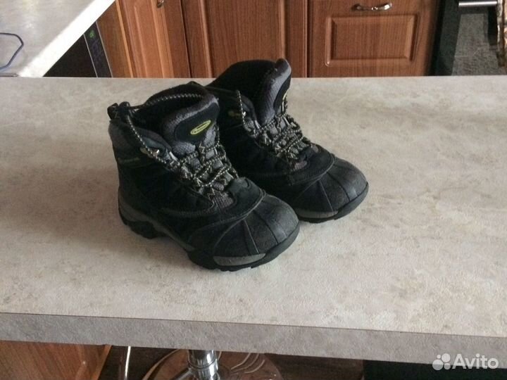 Зимние ботинки